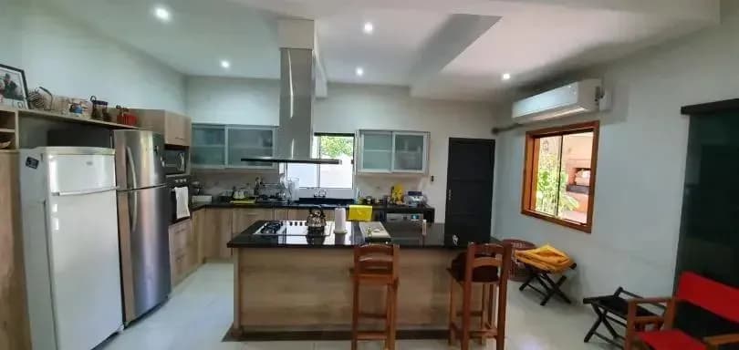 3-Bedroom House for Sale in Laguna Satí, Fernando de la Mora - Image 8