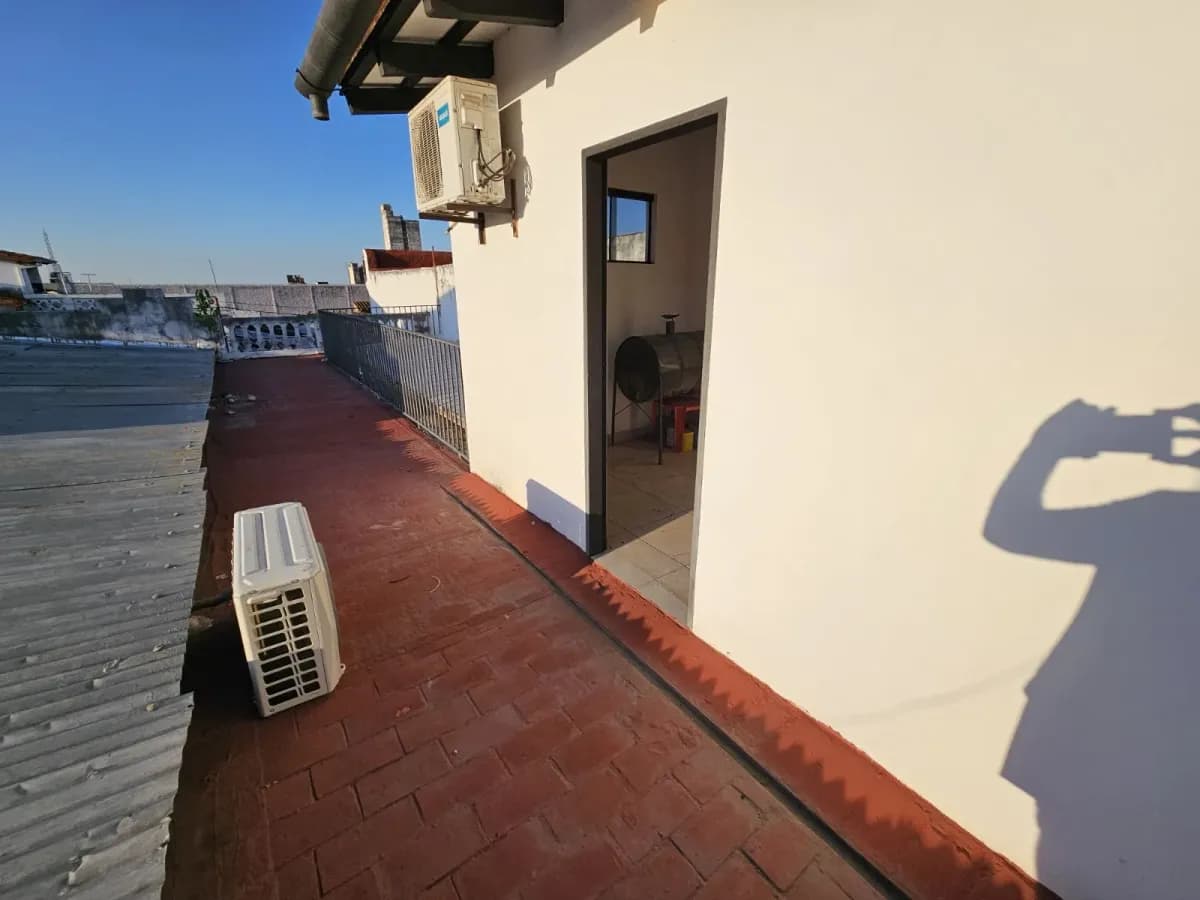 Escritório de 413m² à Venda em Doctor Francia, Lambaré - Image 20