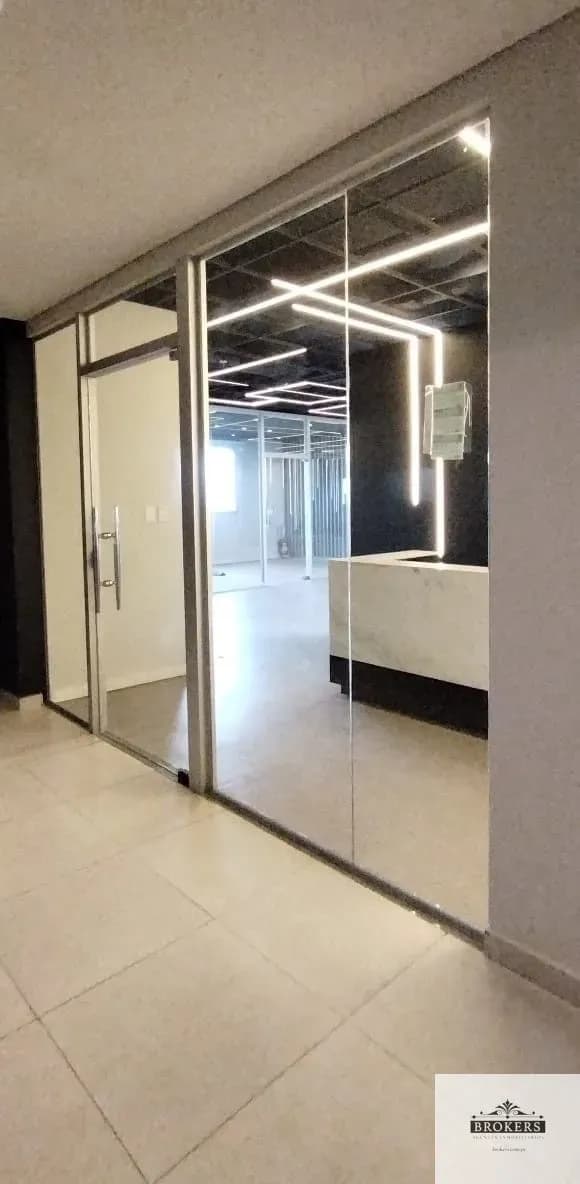 Commercial Space of 215m² for Rent in Ycuá Satí, Asunción - Image 7