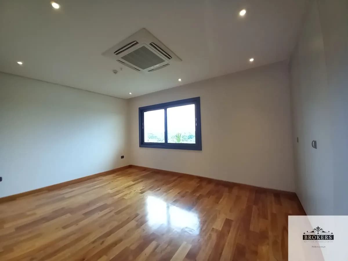 2-Bedroom Apartment for Rent in Madame Lynch, Asunción - Image 10