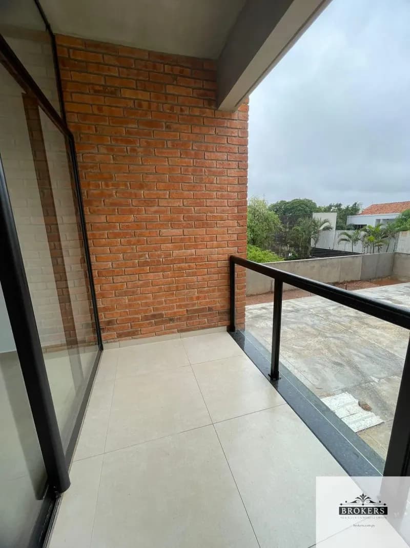 1-Bedroom Apartment for Rent in Los Laureles, Asunción - Image 5