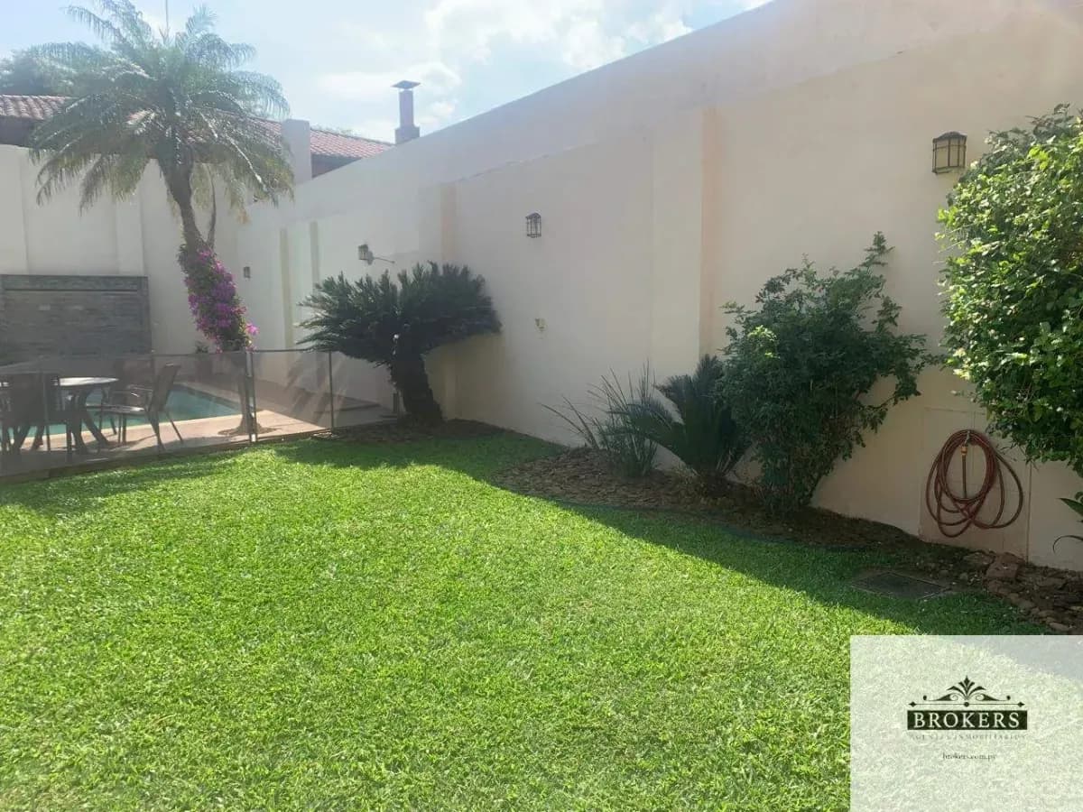 4-Bedroom House for Sale in Santo Domingo, Asunción - Image 9