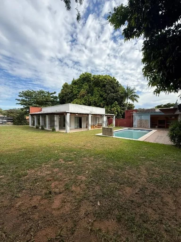 4-Bedroom House for Sale in San Bernardino - Image 11