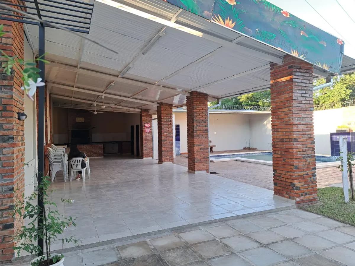 1 Bedroom House for Sale in Sagrada Familia, San Lorenzo - Image 9