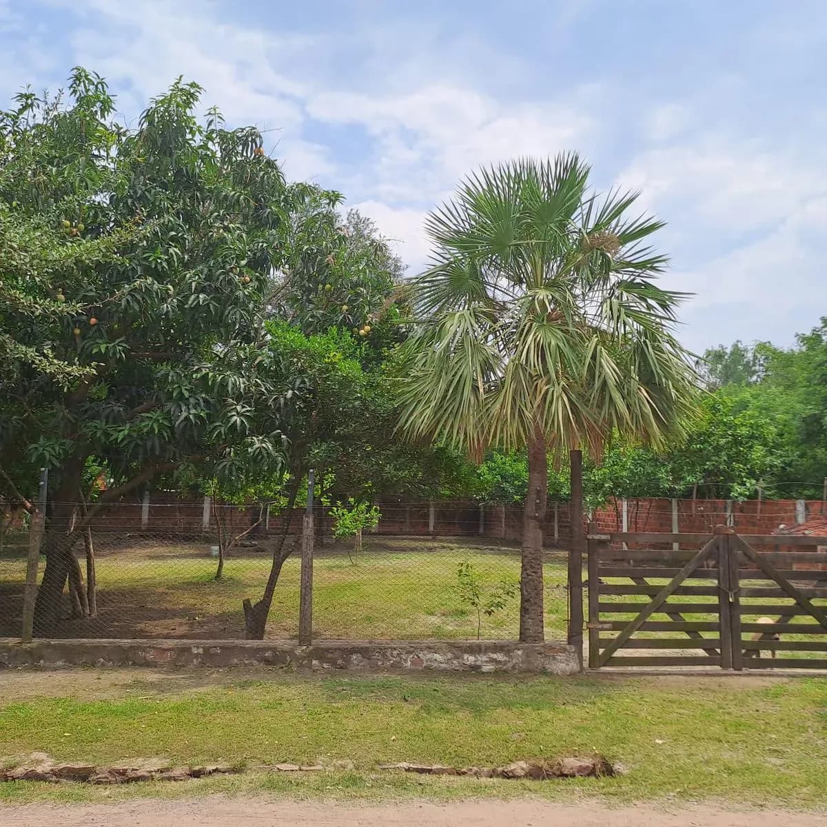 Terreno de 1,195m² en Venta en Remansito
