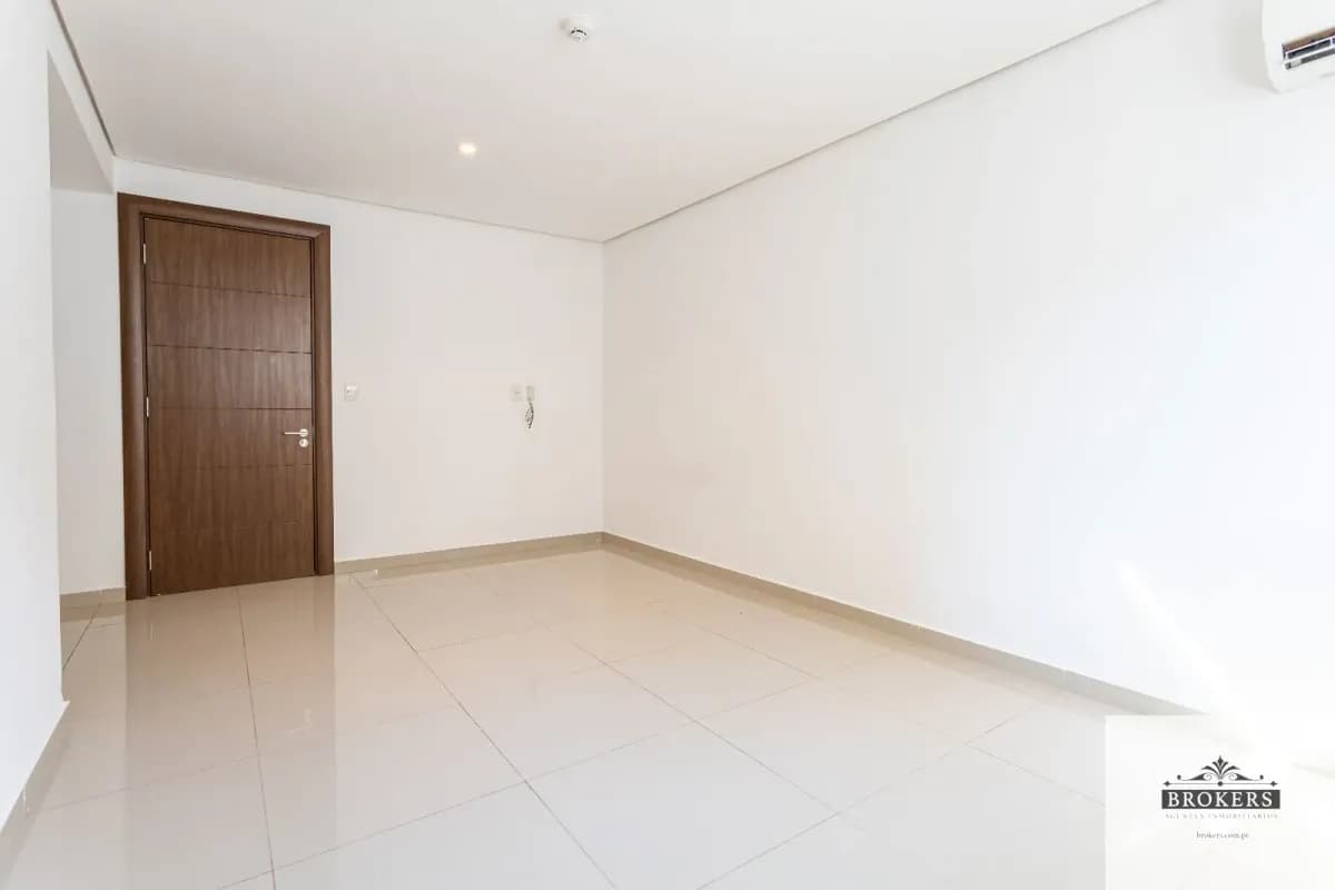 1 Bedroom Apartment for Sale in Fernando de la Mora - Image 6