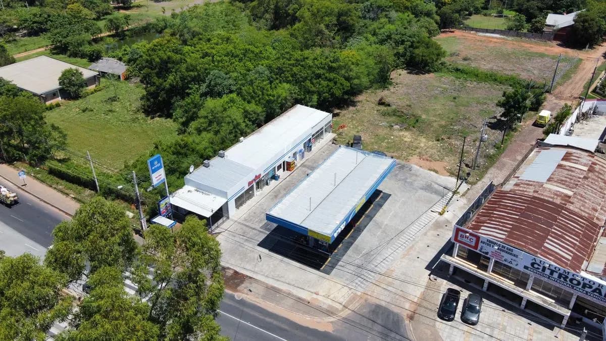 5,600m² Land for Sale in Historic Center San Lorenzo, Fernando de la Mora - Image 2