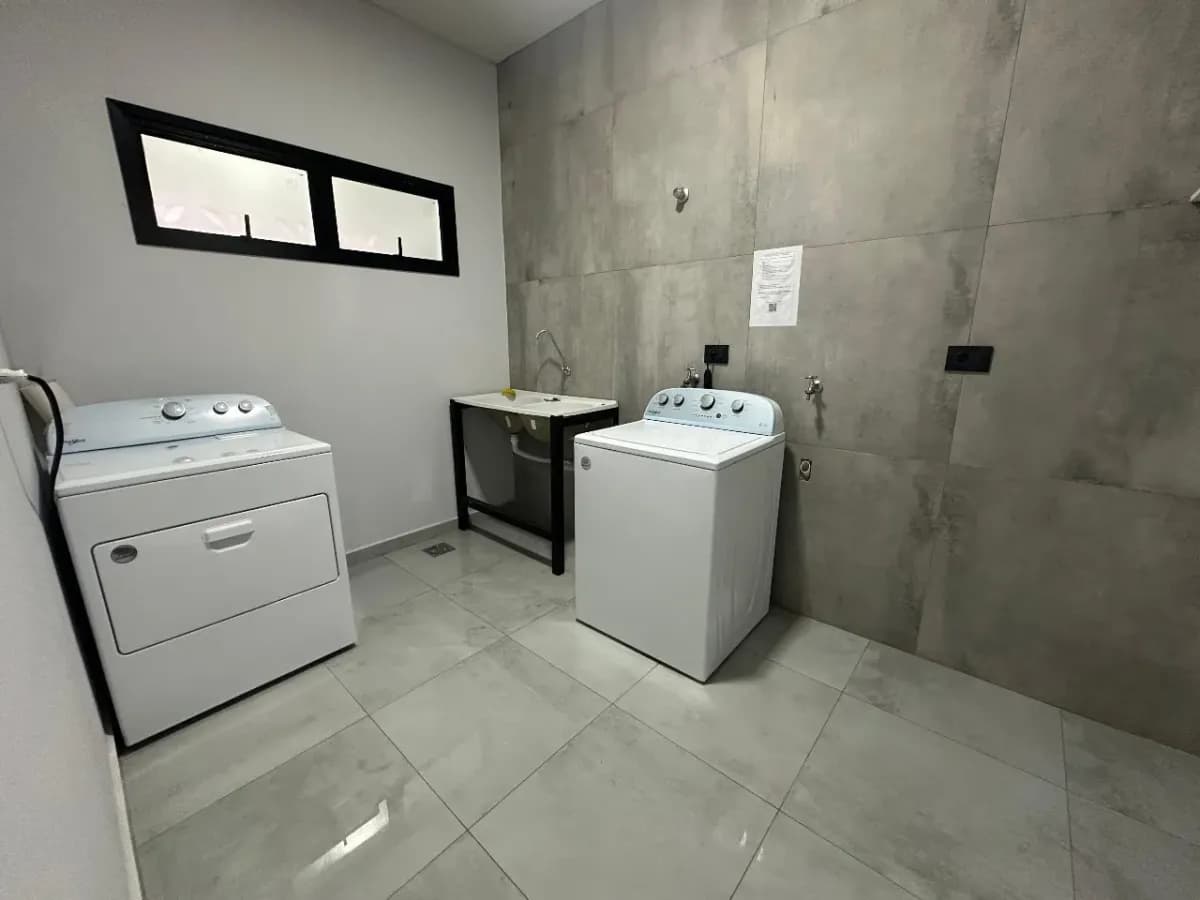 2-Bedroom Apartment for Sale in San Isidro, San Lorenzo - Image 17