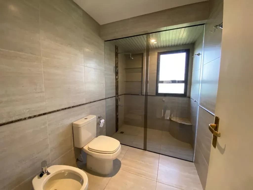 Apartamento de 3 dormitórios à venda em Ycuá Satí, Assunção - Image 18
