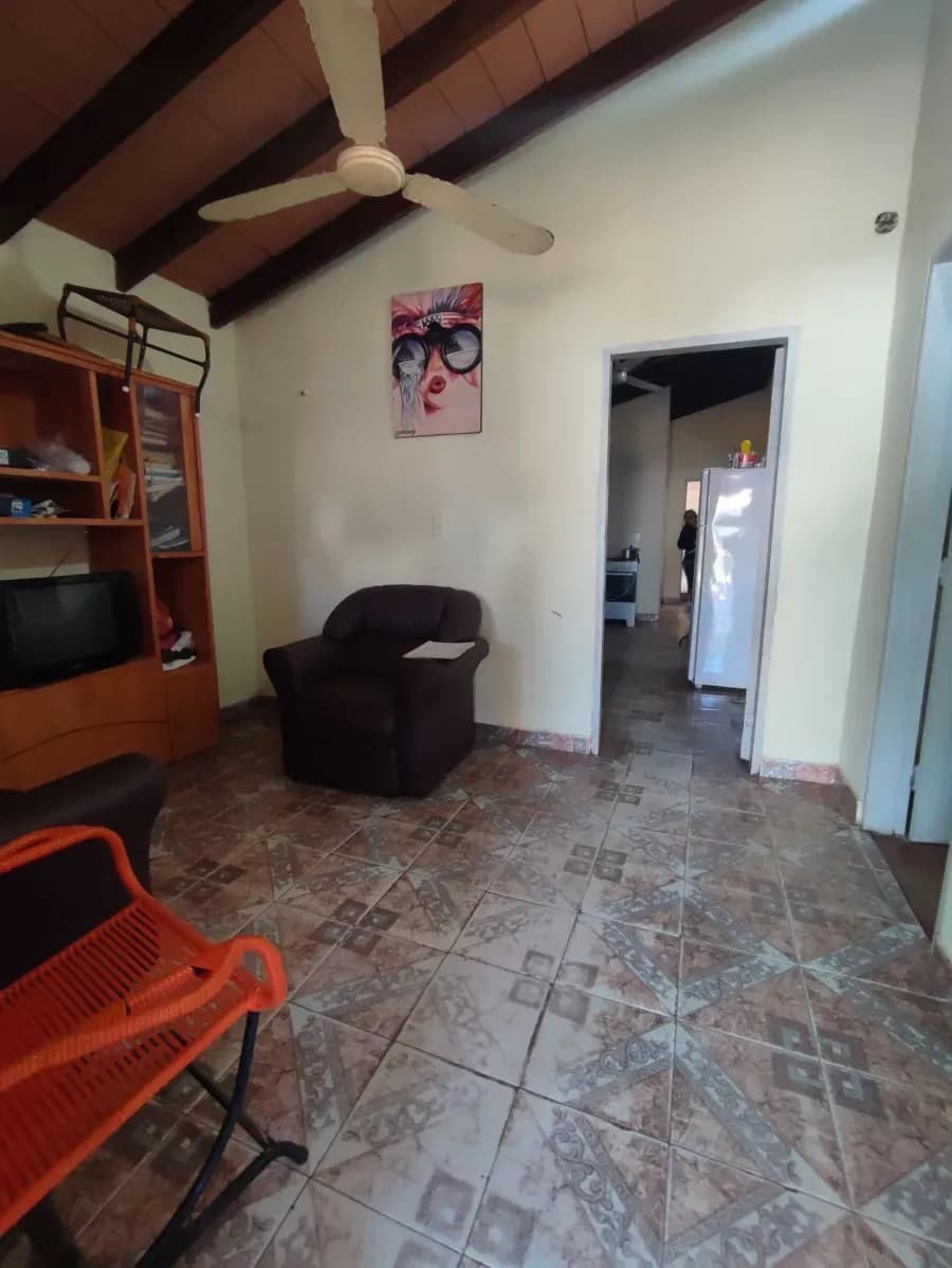 4-Bedroom House for Sale in Monseñor Bogarín, Mariano Roque Alonso - Image 5