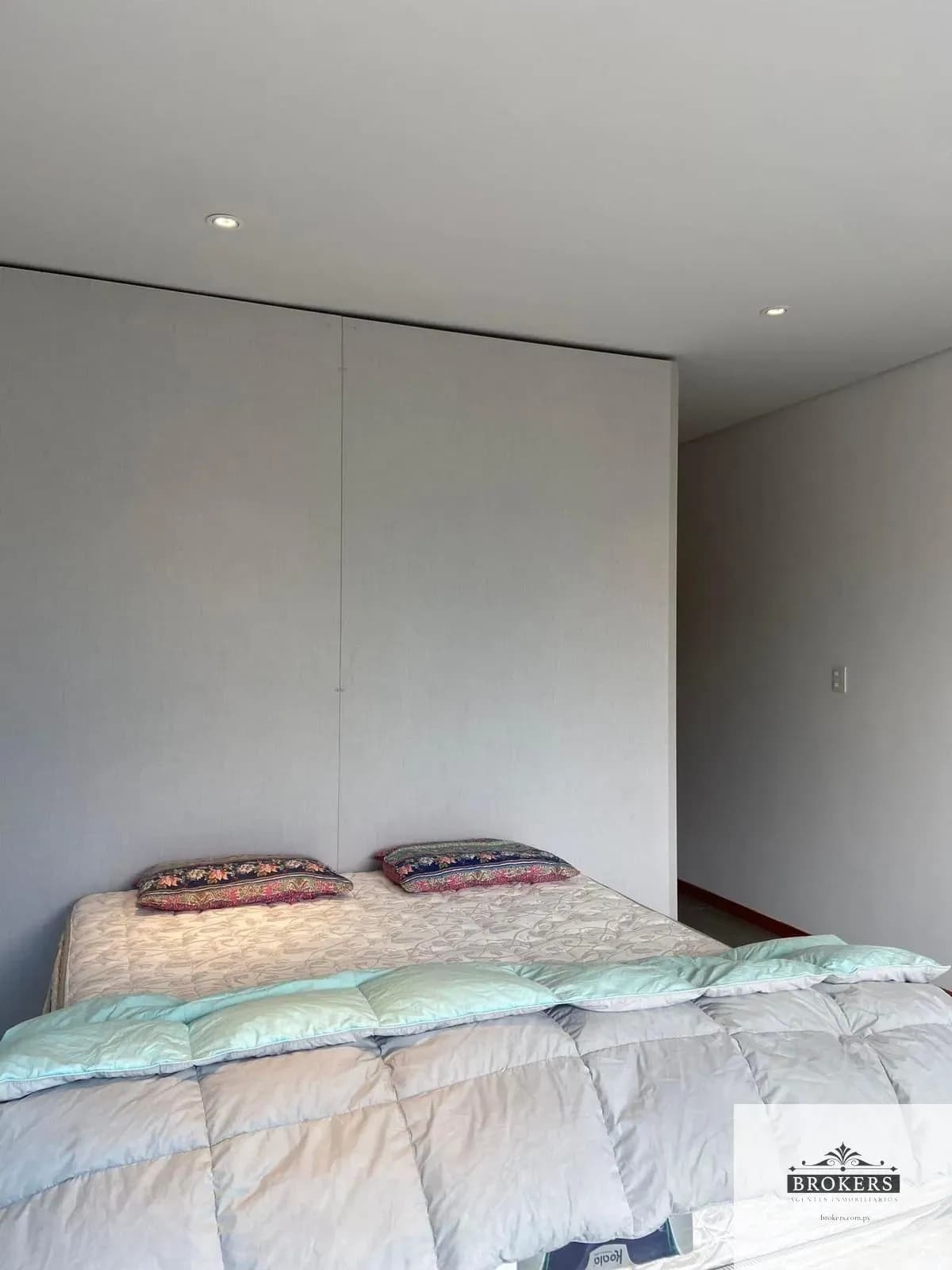 3-Bedroom House for Sale in San Bernardino - Image 16