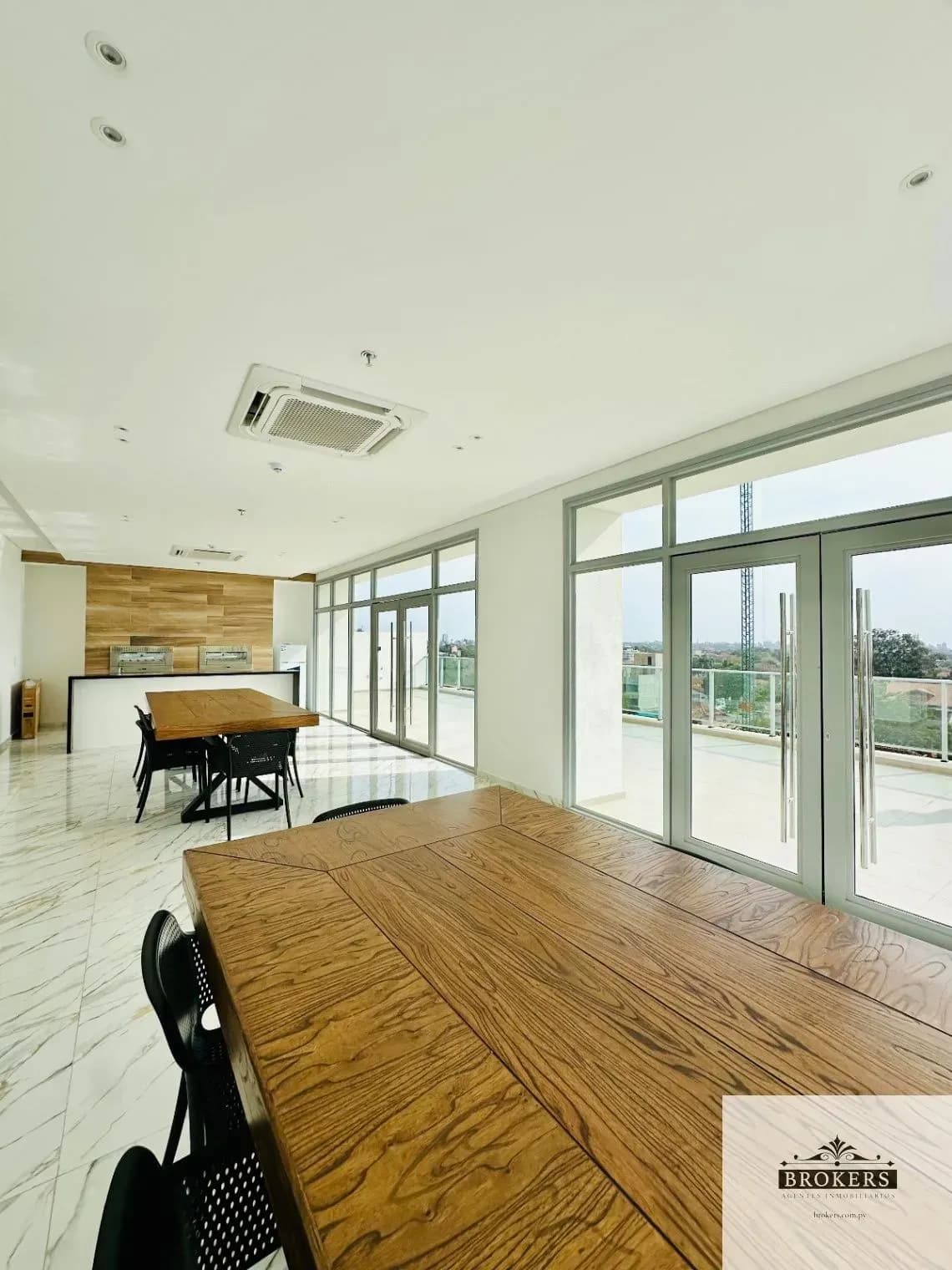 1-Bedroom Apartment for Rent in San Jorge, Asunción - Image 15