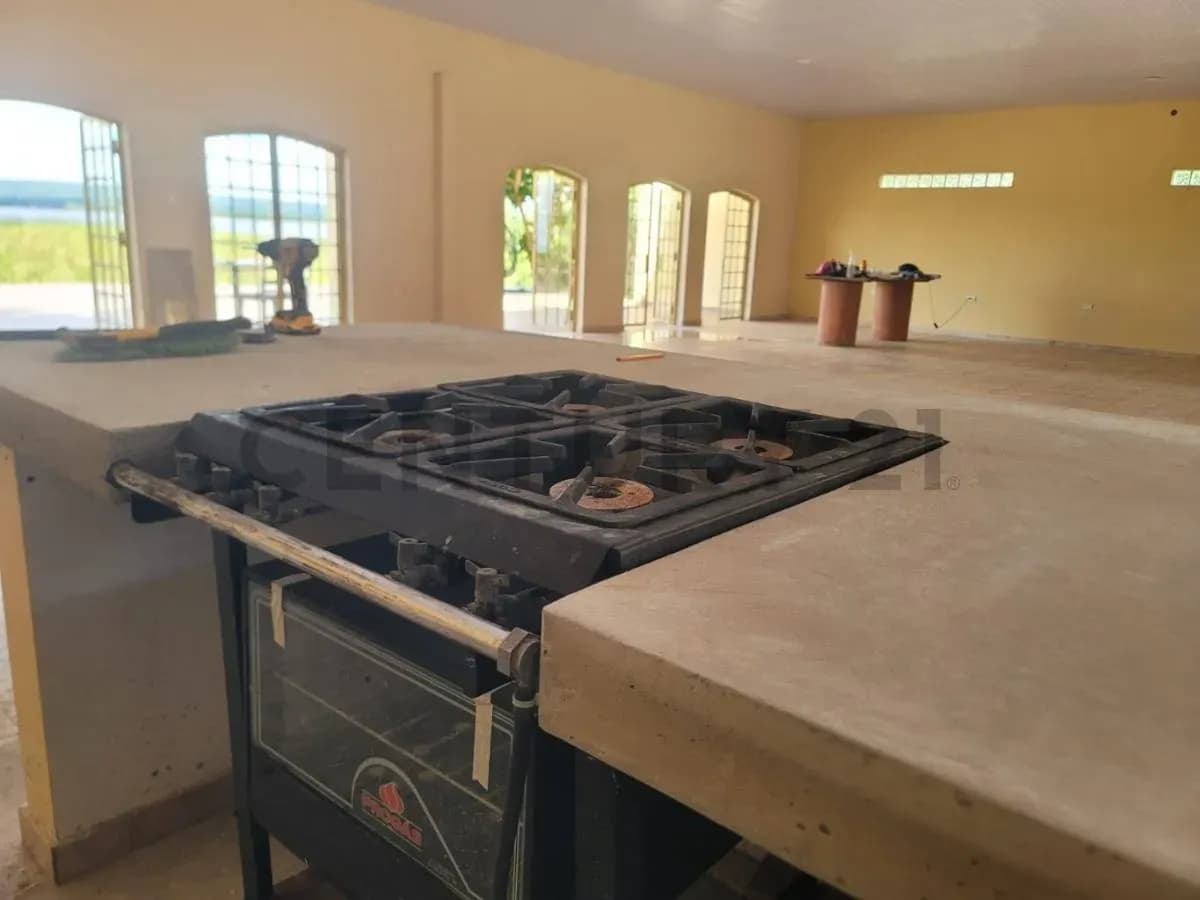 Land of 46,024m² for Sale in Ypacaraí - Image 12