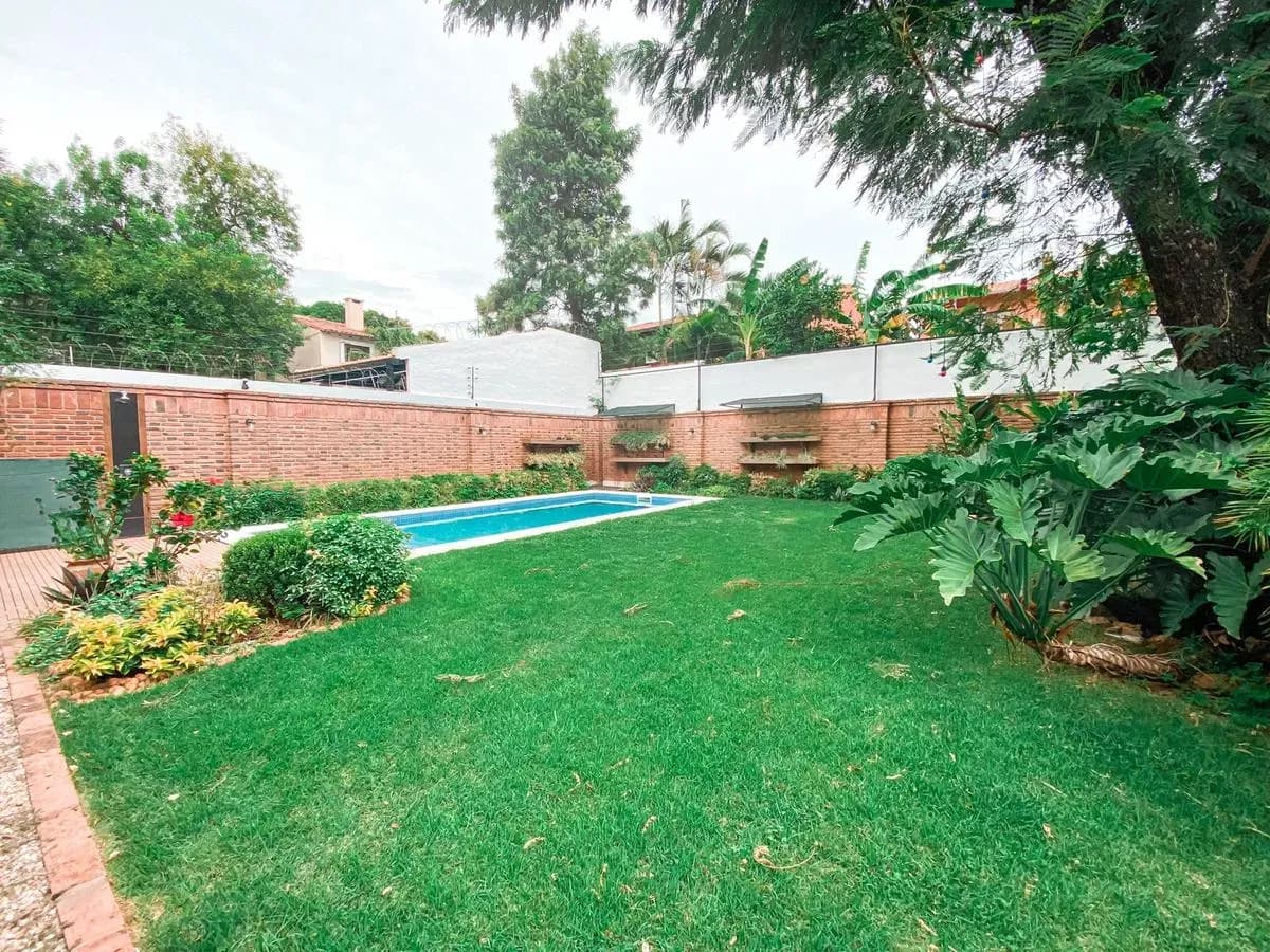 Casa de 4 quartos à Venda em Assunção - Image 3