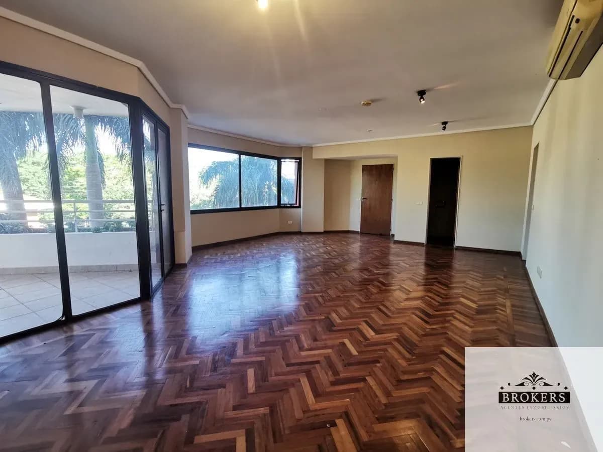 3-Bedroom Apartment for Sale in Mariscal López, Lambaré - Image 7