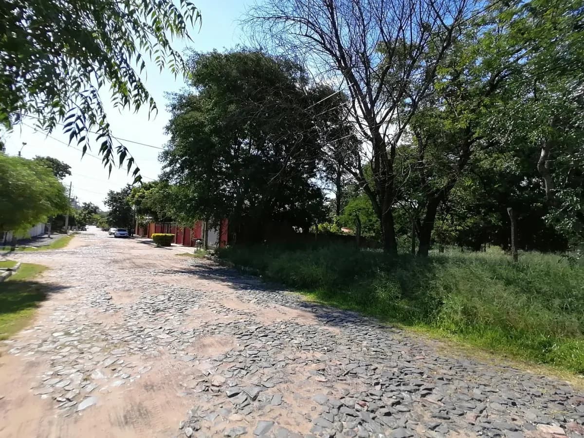 Terreno de 65m² à Venda em Loma Pytá, Assunção - Image 13