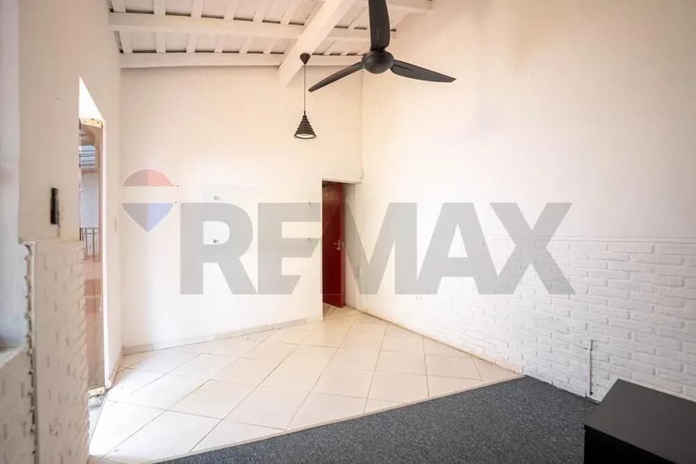 Office of 300m² for Rent in Las Mercedes, Asunción - Image 19