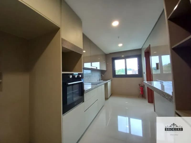 2-Bedroom Apartment for Rent in Madame Lynch, Asunción - Image 5