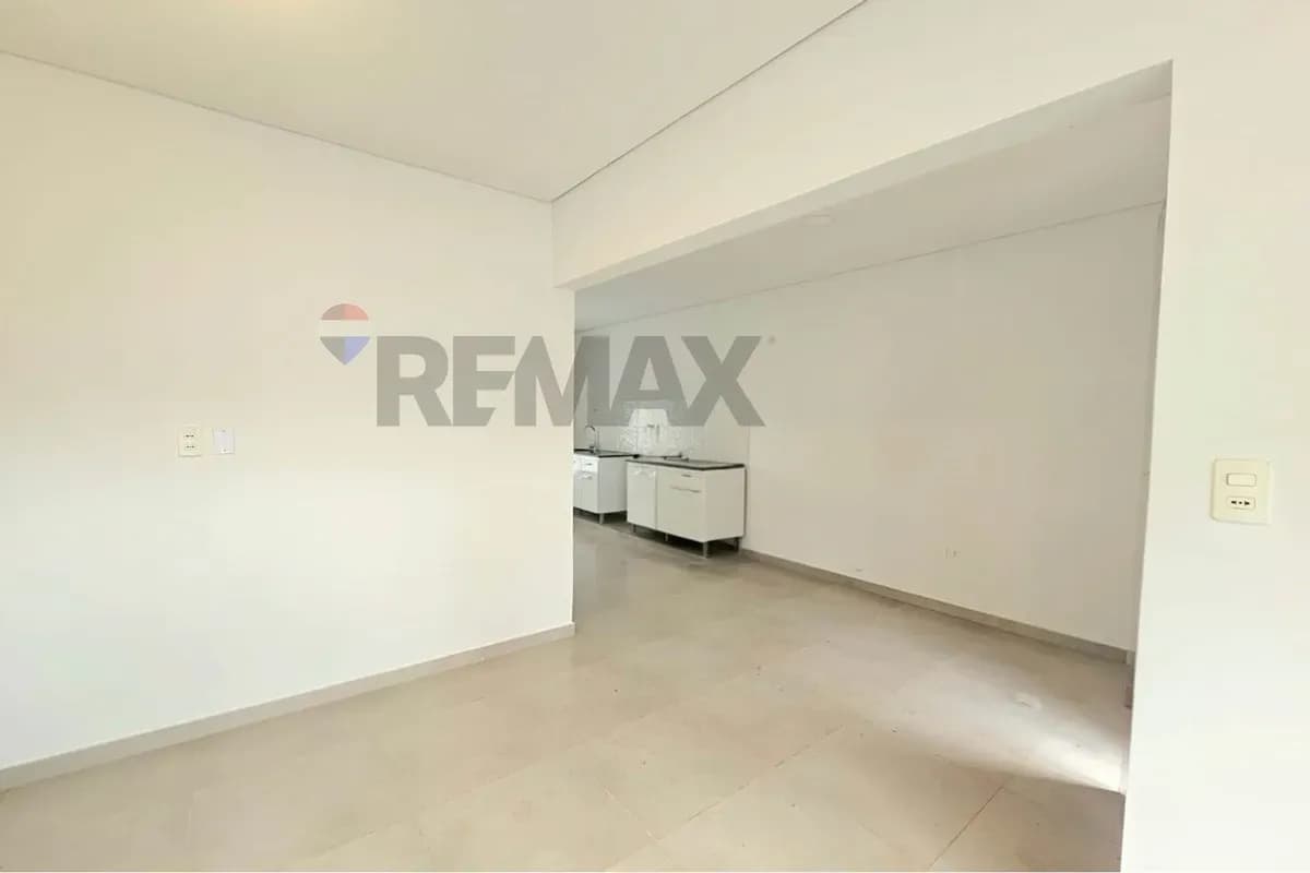 Apartamento de 2 dormitórios à Venda em Maka´i, Luque - Image 6