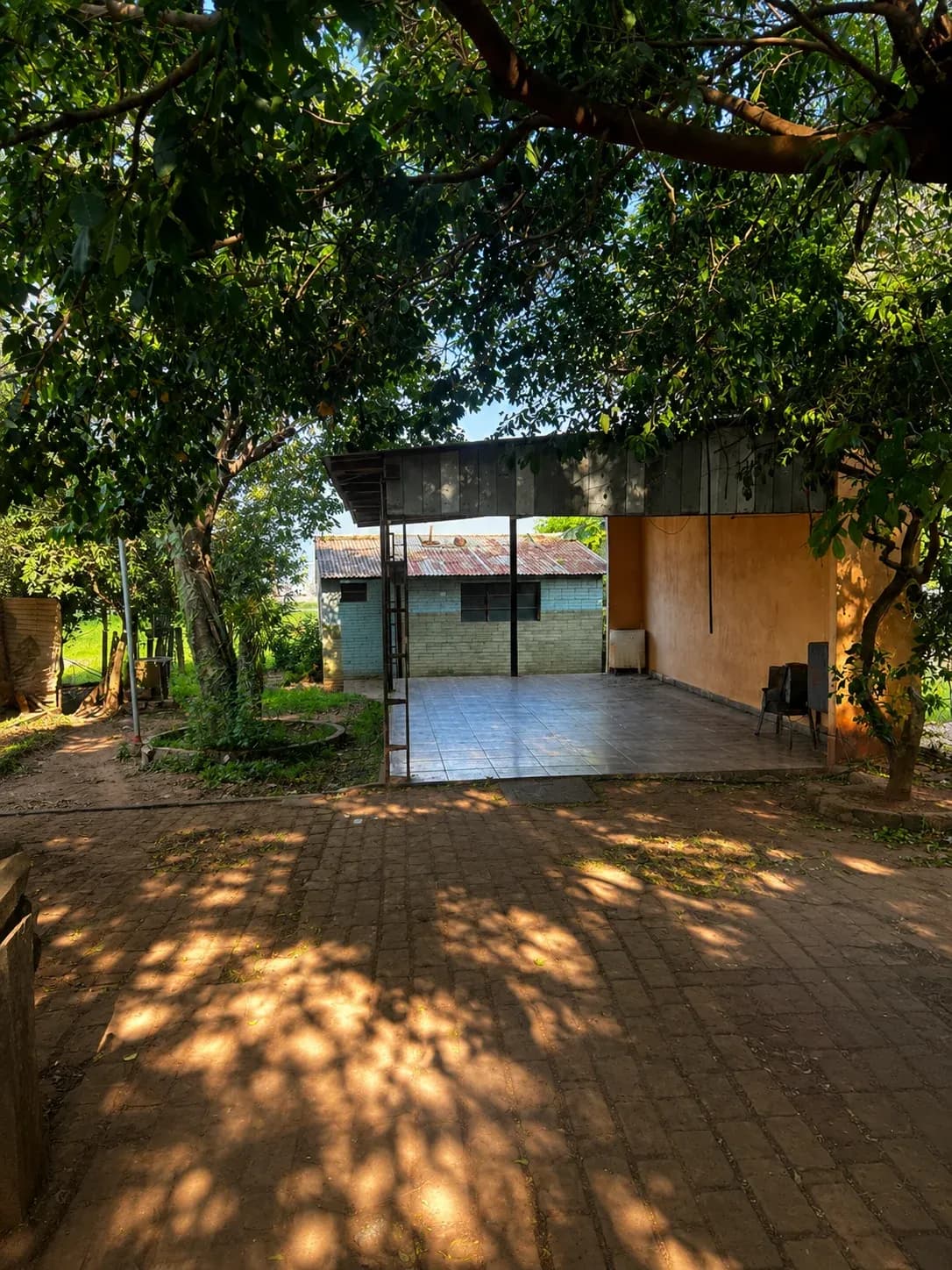 Casa de 2 dormitorios, 160m², en Venta en Coronel Oviedo - Image 3