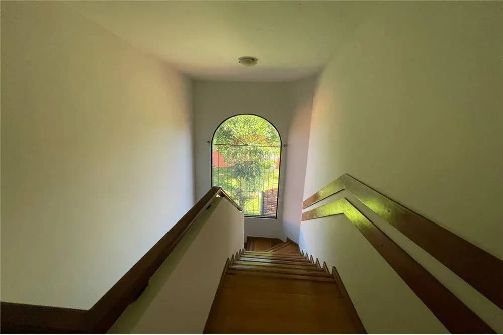 Casa de 5 quartos à Venda em San Antonio, Hernandarias - Image 10