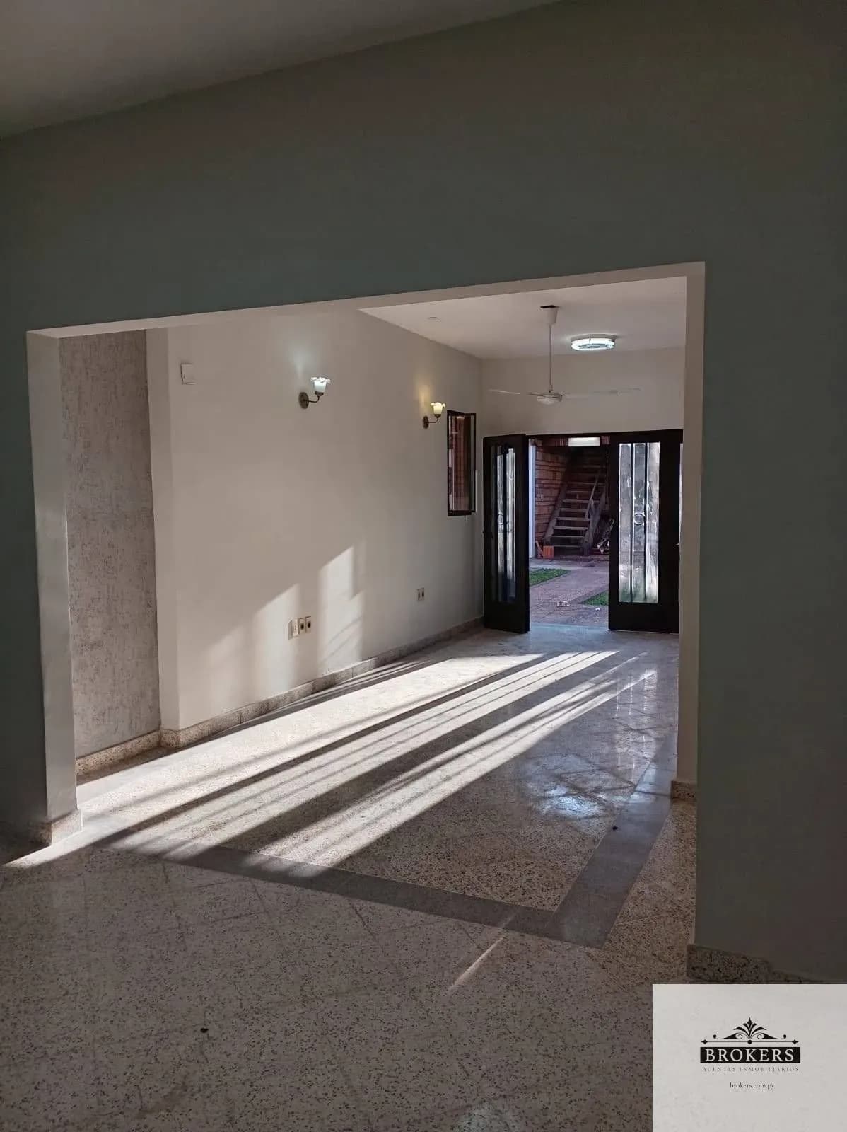 Oficina de 530m² en Alquiler en Villa Morra, Asunción - Image 9