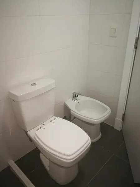 Departamento de 2 dormitorios en Venta en Mariscal López, Lambaré - Image 6