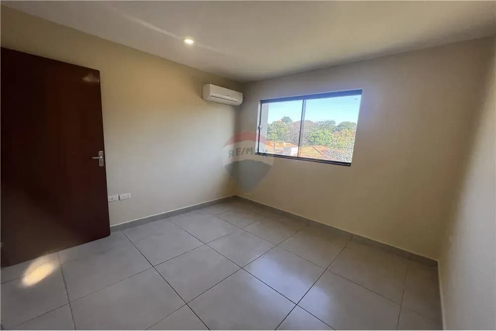 3-Bedroom Apartment for Sale in Cuarto Barrio, Luque - Image 9