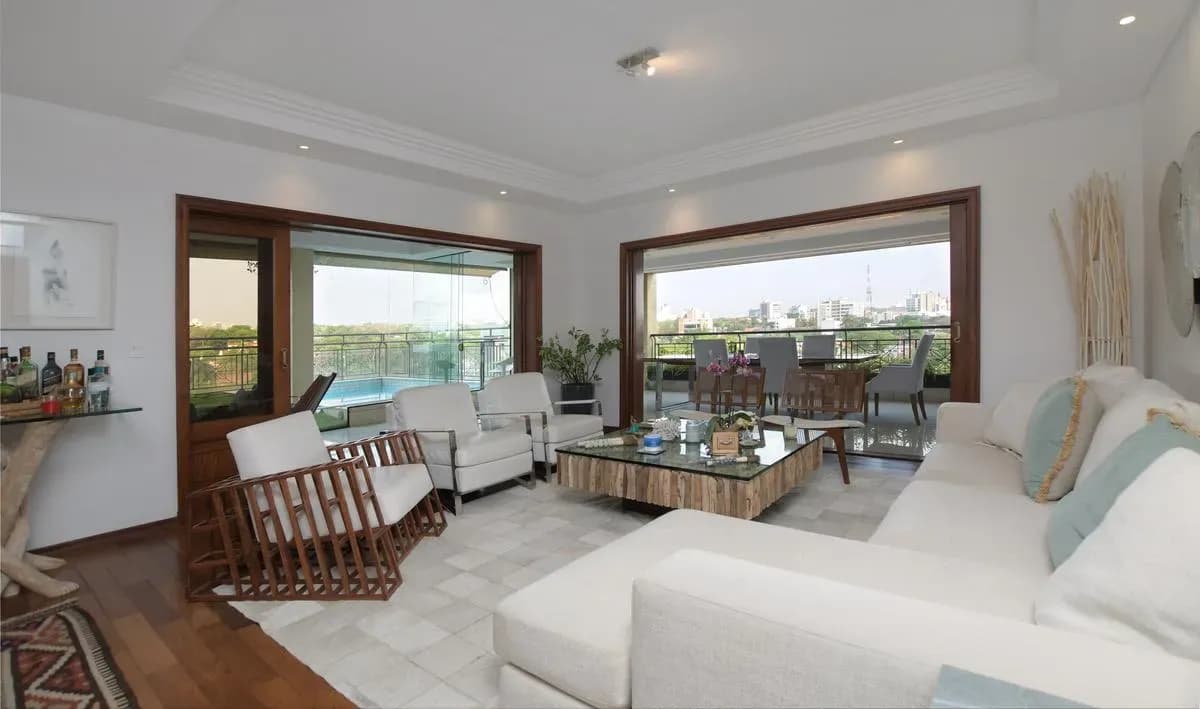 4-Bedroom Apartment for Sale in Bella Vista, Asunción - Image 10