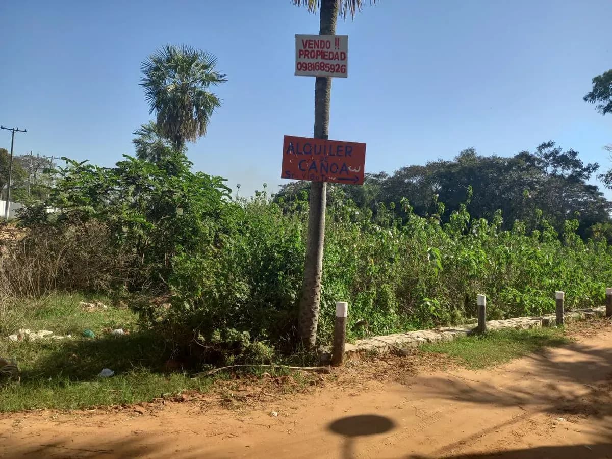 1,484m² Lot for Sale in Piquete Cué, Limpio