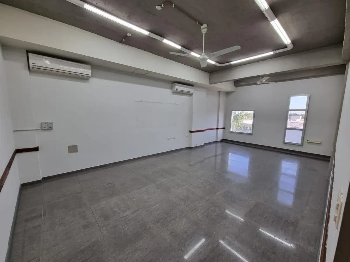 Office of 336m² for Rent in San Cristobal, Asunción - Image 7