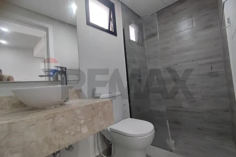 Departamento de 1 dormitorio en Venta en Segundo Barrio, Luque - Image 11
