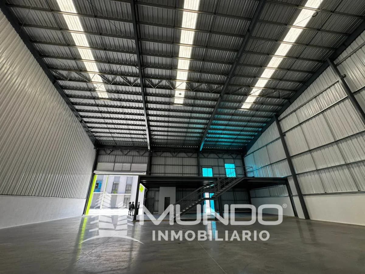 Monoambiente en Parque Industrial GAMMA, 850m², en Alquiler en Amatitlán - Image 4