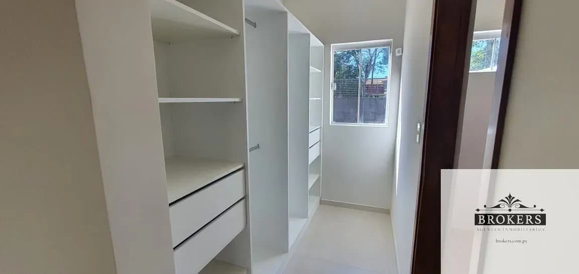 Casa de 3 dormitorios en Venta en Mbachió II, Lambaré - Image 15