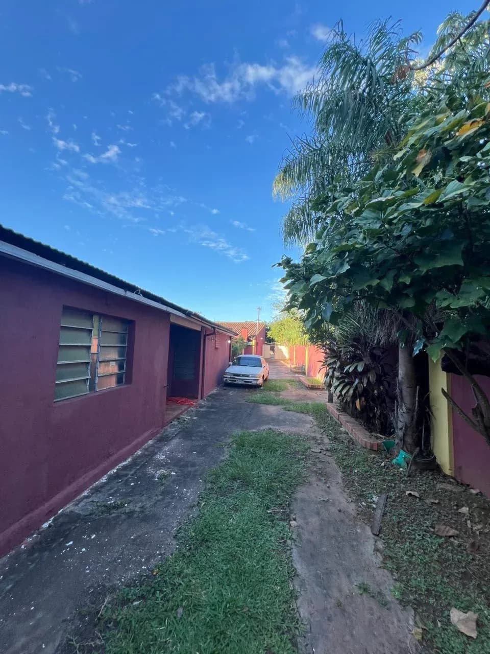Casa de 6 quartos, 350m², à Venda em Capitán Roa, Coronel Oviedo - Image 8