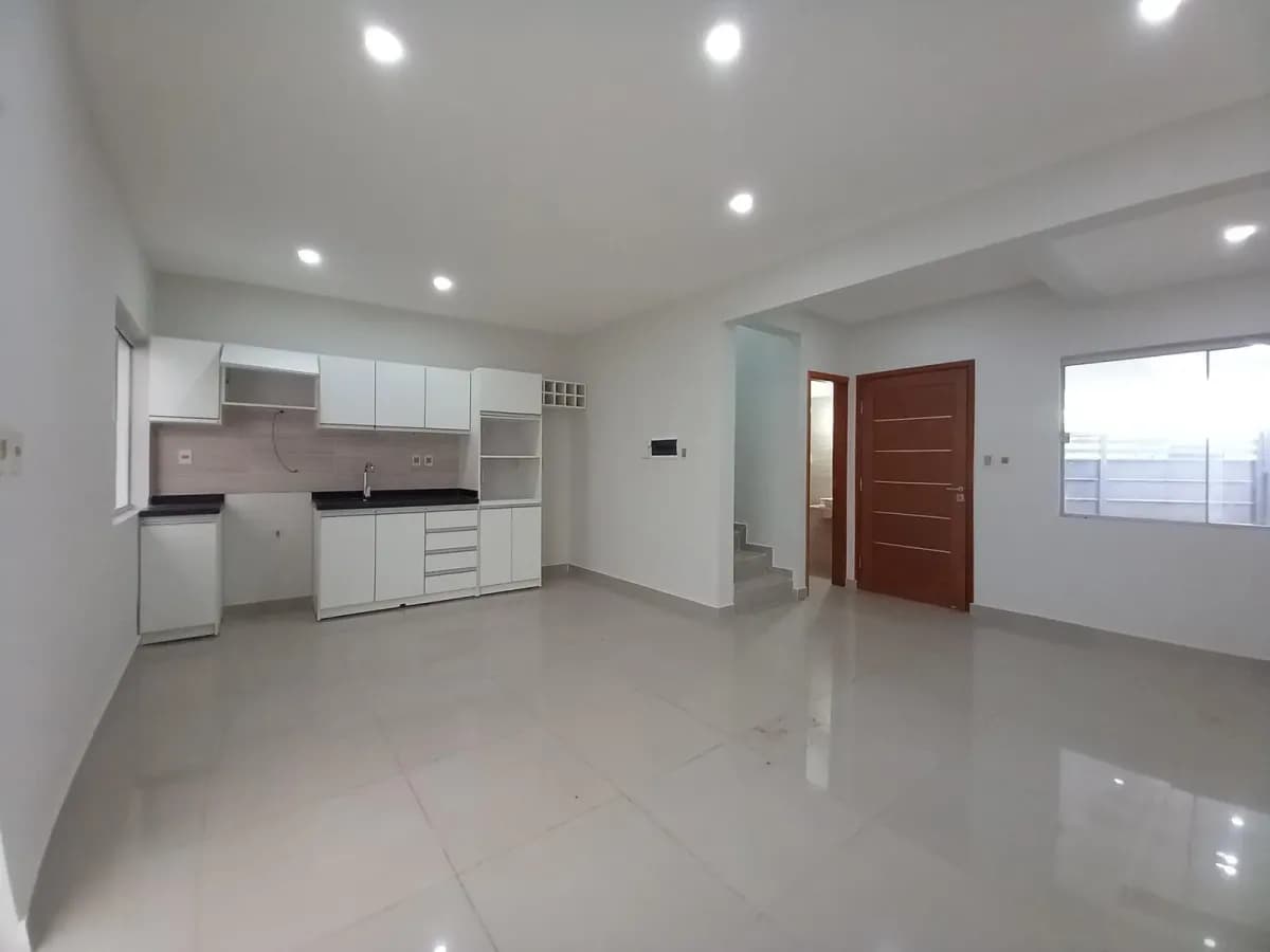 3-Bedroom House for Sale in Campo Grande, Fernando de la Mora - Image 5