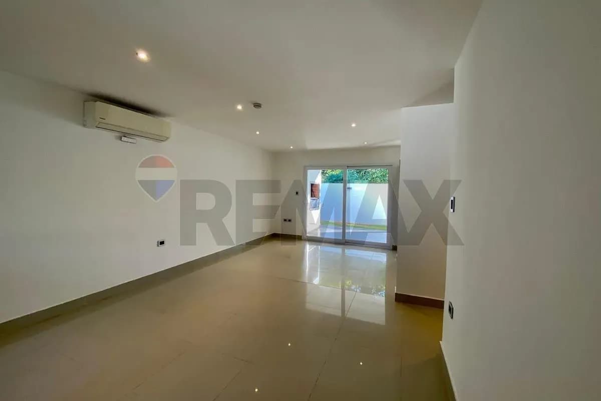 2-Bedroom House for Sale in Campo Grande, Luque - Image 2