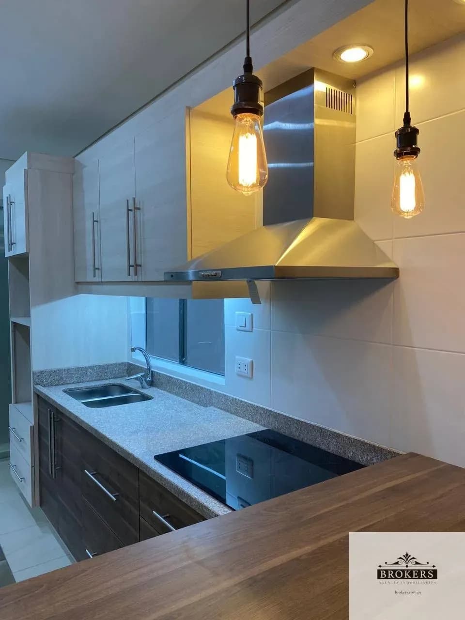 2-Bedroom Apartment for Sale in Gral. Bernardino Caballero, Lambaré - Image 4