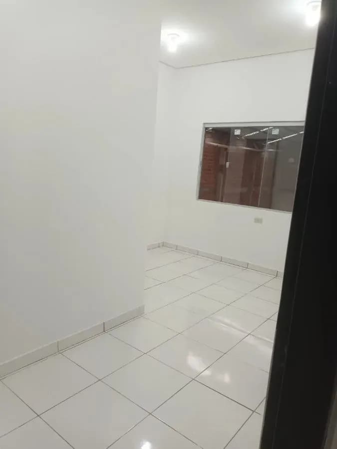 Warehouse of 814m² for Sale in San Francisco, San Lorenzo
