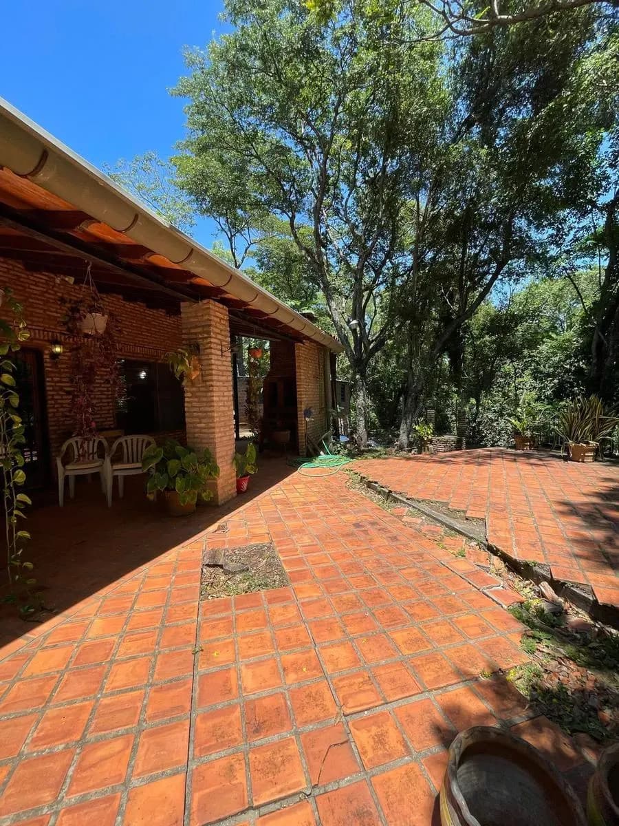 Terreno de 140m² en Venta en Estanzuela, Areguá - Image 3