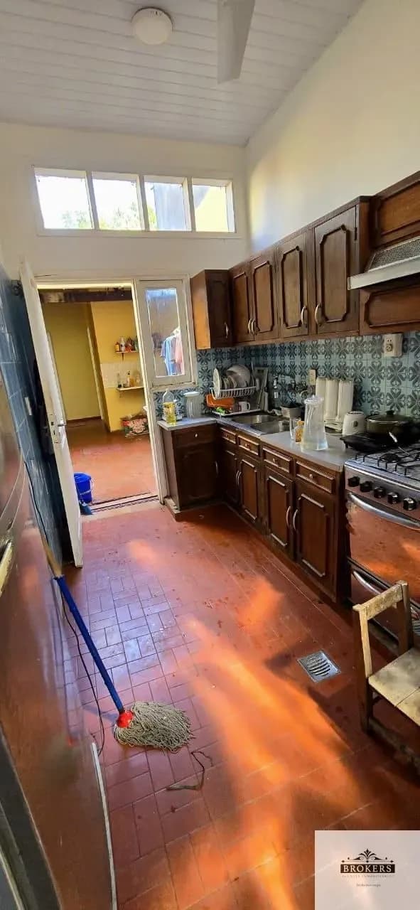 3-Bedroom House for Sale in Mariscal López, Asunción - Image 4