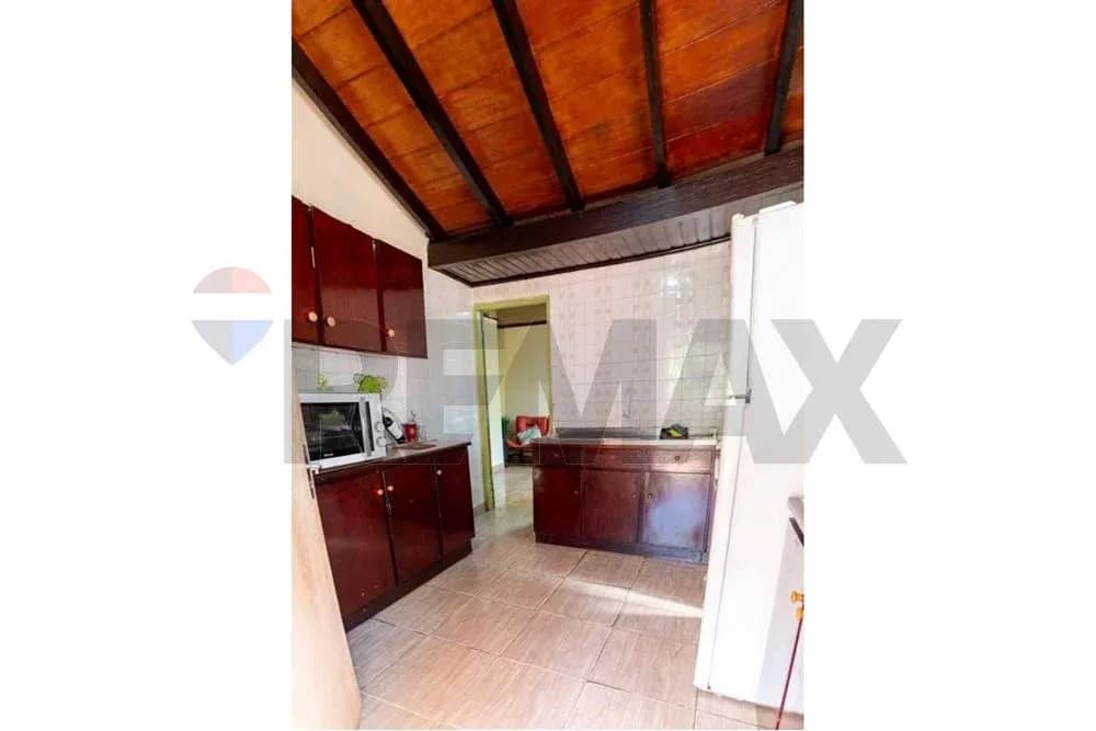 Casa de 4 dormitorios en Venta en Che la Reina, Ciudad del Este - Image 11