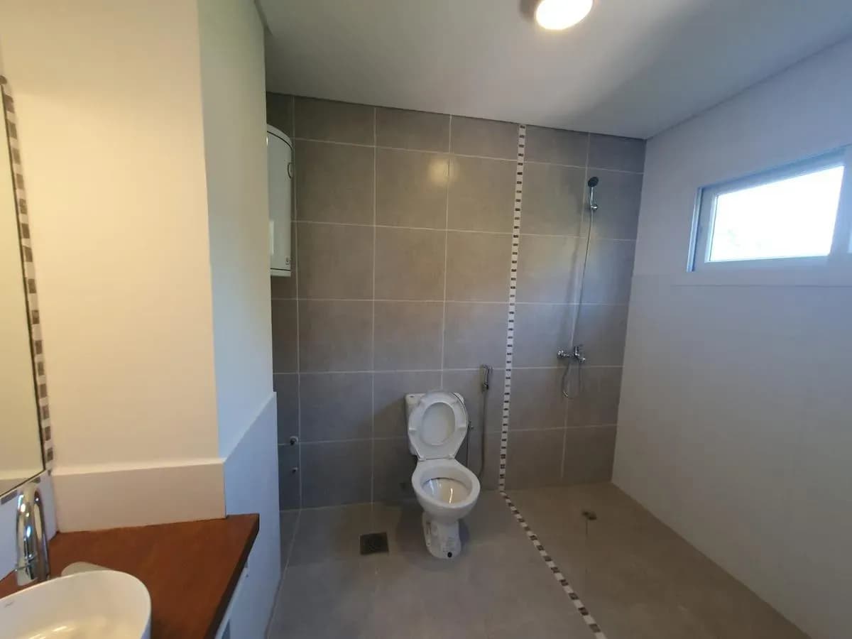 Casa de 3 quartos à venda em Yaguareté Corá, Luque - Image 11