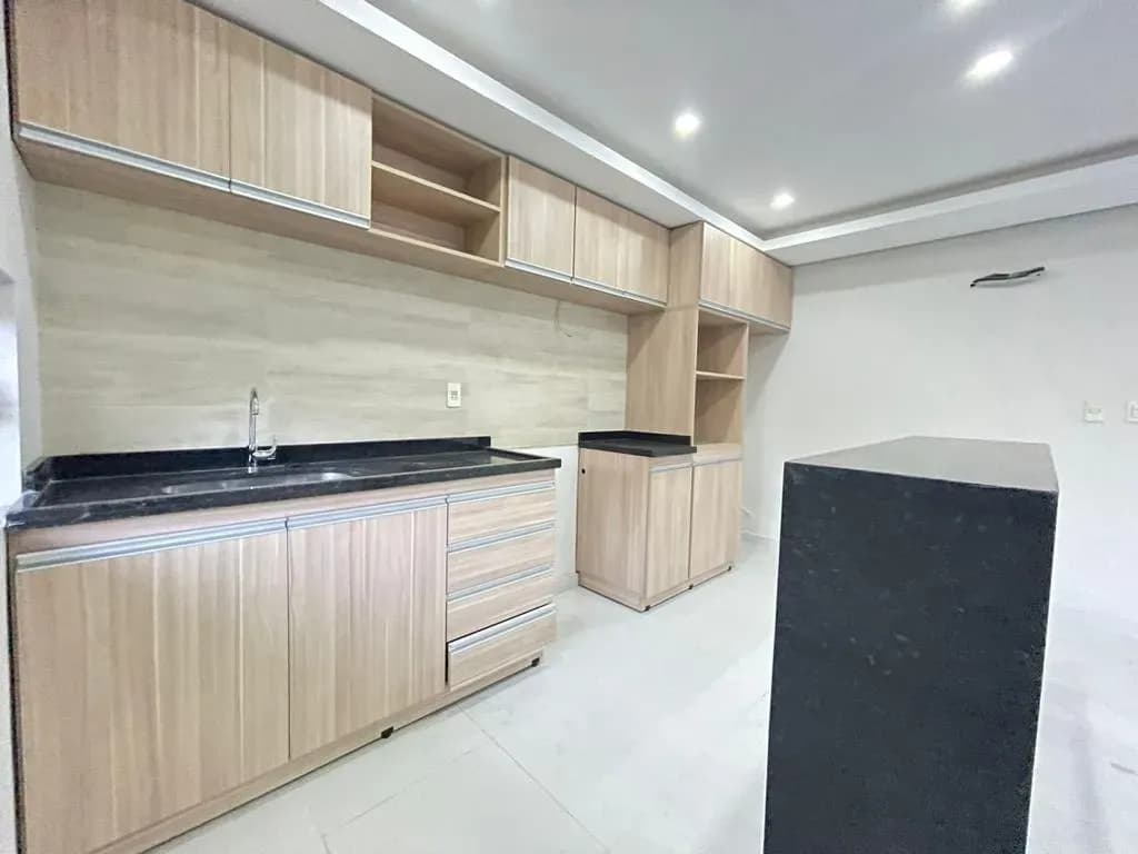 Casa de 3 dormitorios en Venta en Orilla del Campo Grande, Fernando de la Mora - Image 6