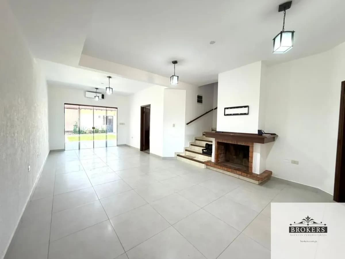 3-Bedroom House for Rent in Domingo Savio, Fernando de la Mora - Image 4