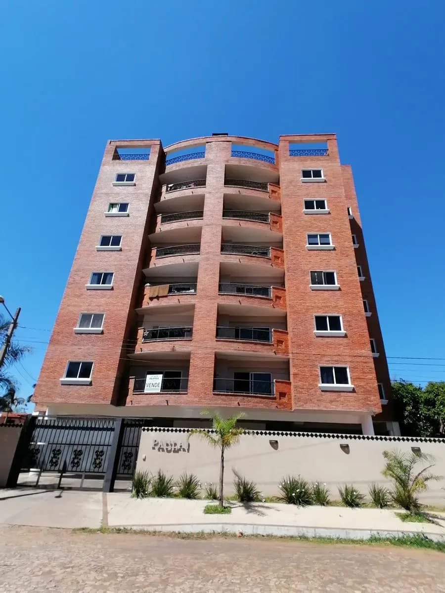 Departamento de 3 dormitorios en Venta en Laguna Satí, Fernando de la Mora - Image 2