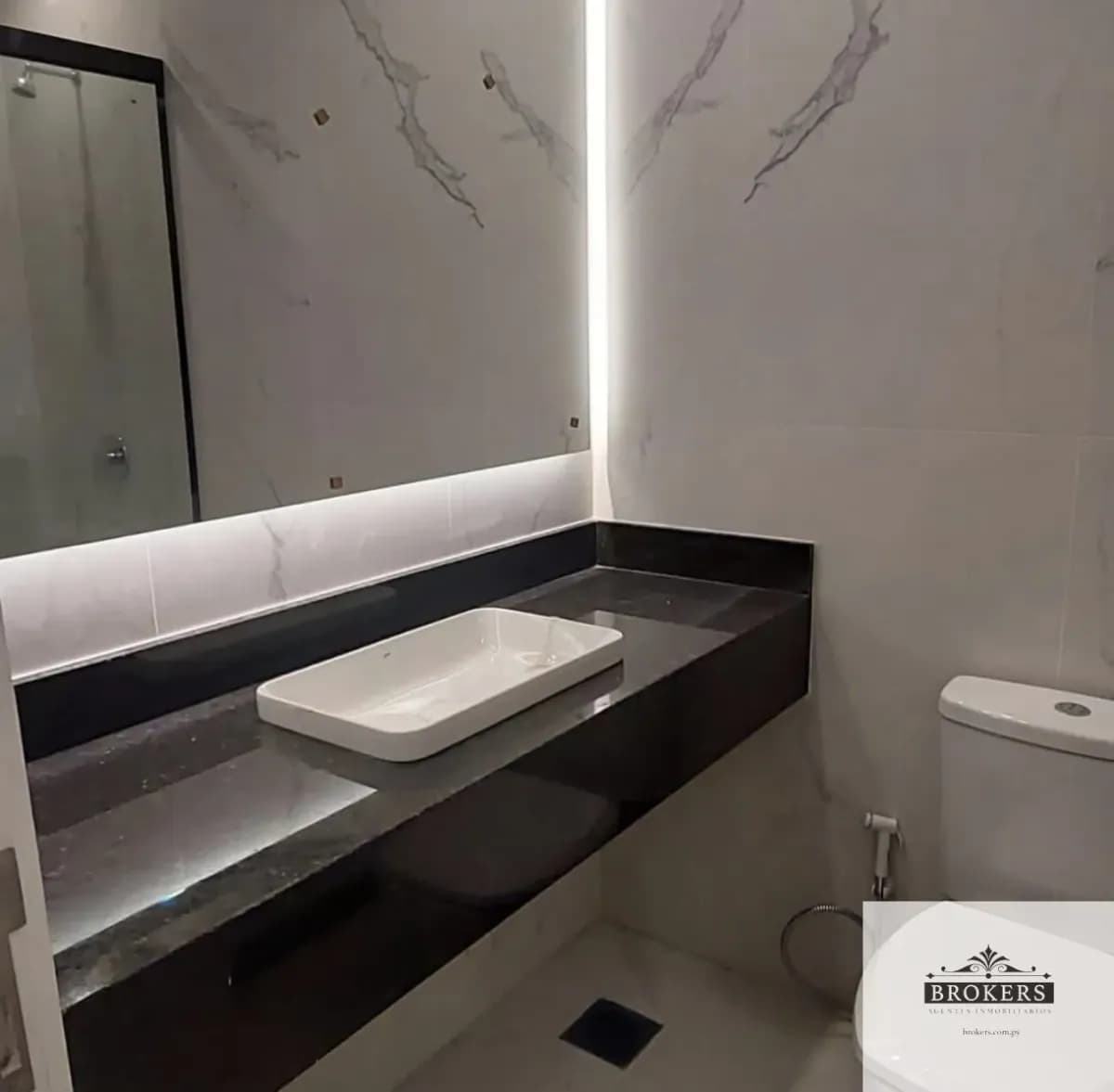 3-Bedroom House for Sale in Villa Aurelia, Asunción - Image 9