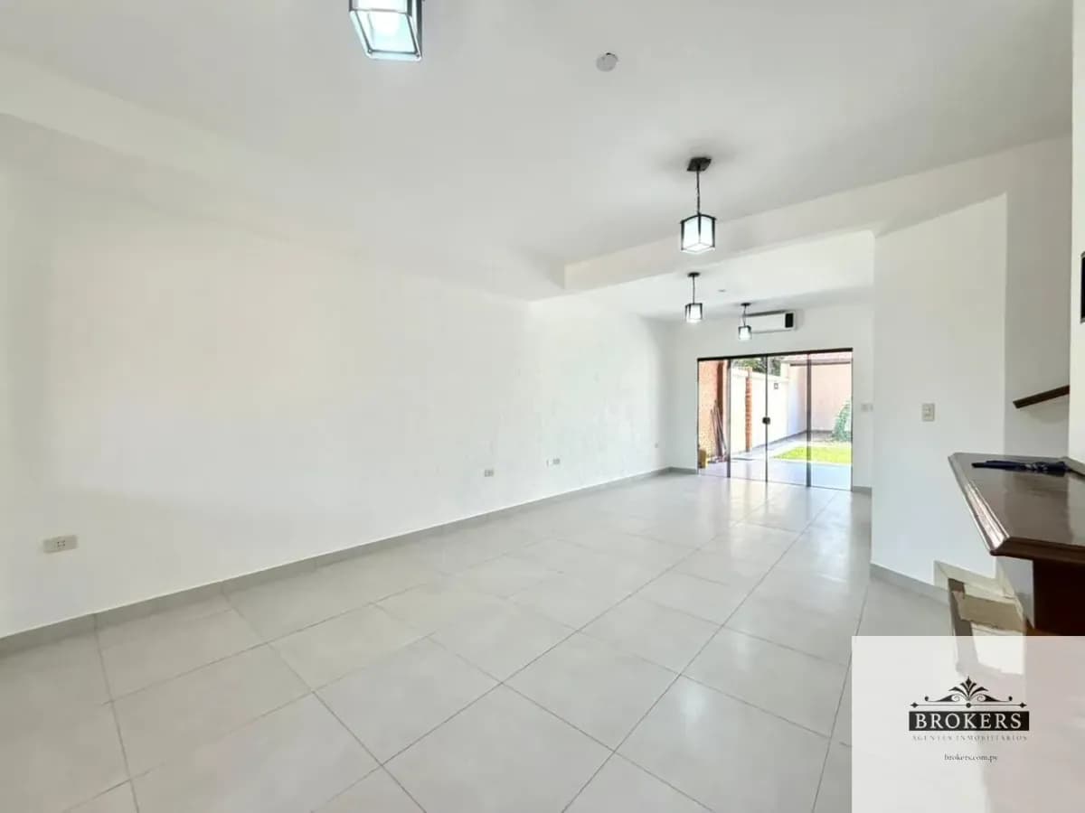 3-Bedroom House for Rent in Domingo Savio, Fernando de la Mora - Image 3