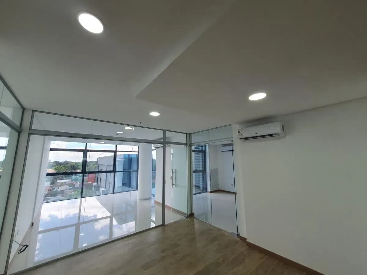 Office of 308m² for Rent in Salvador del Mundo, Asunción - Image 13