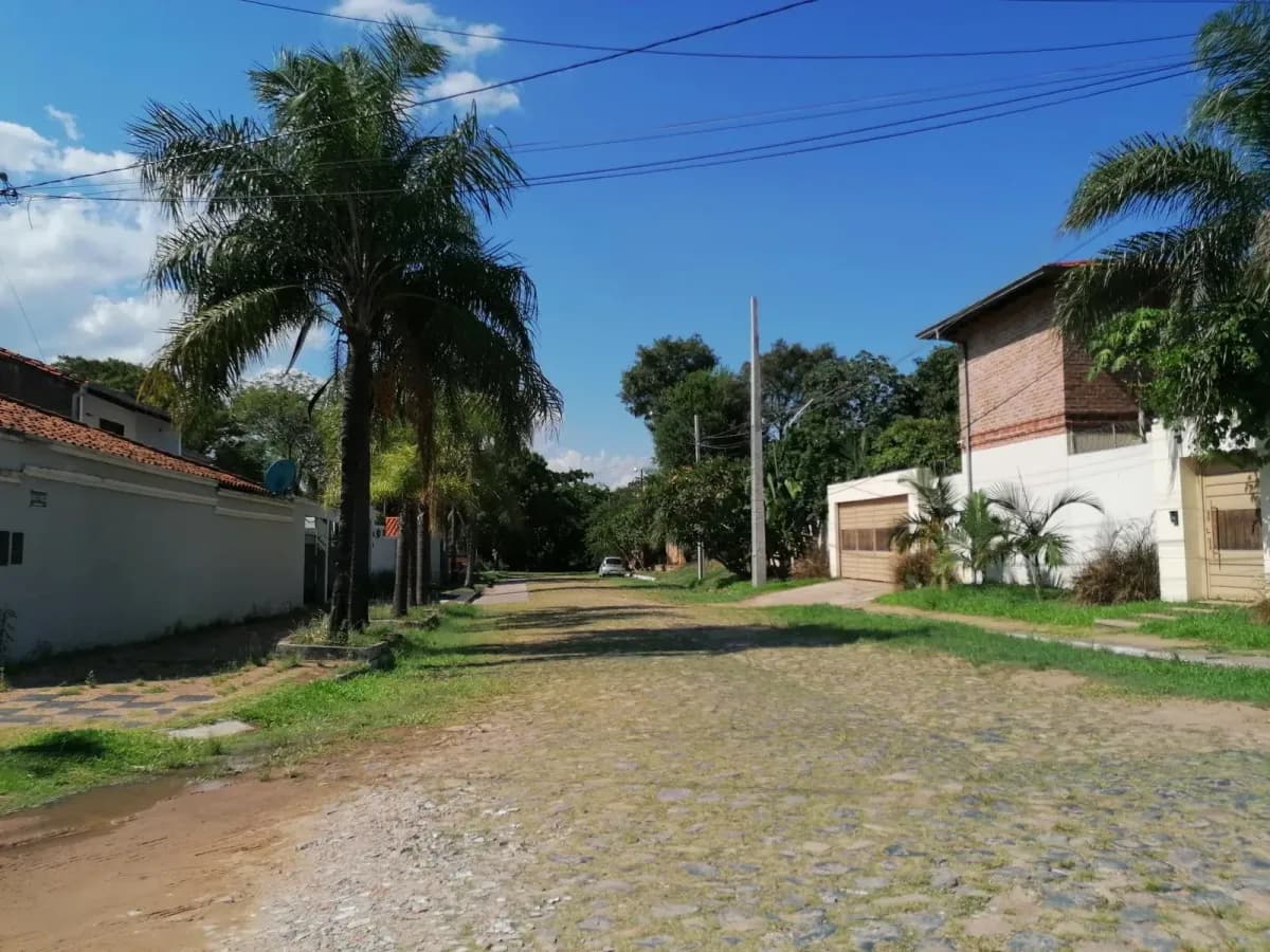 Terreno de 65m² à Venda em Loma Pytá, Assunção - Image 17